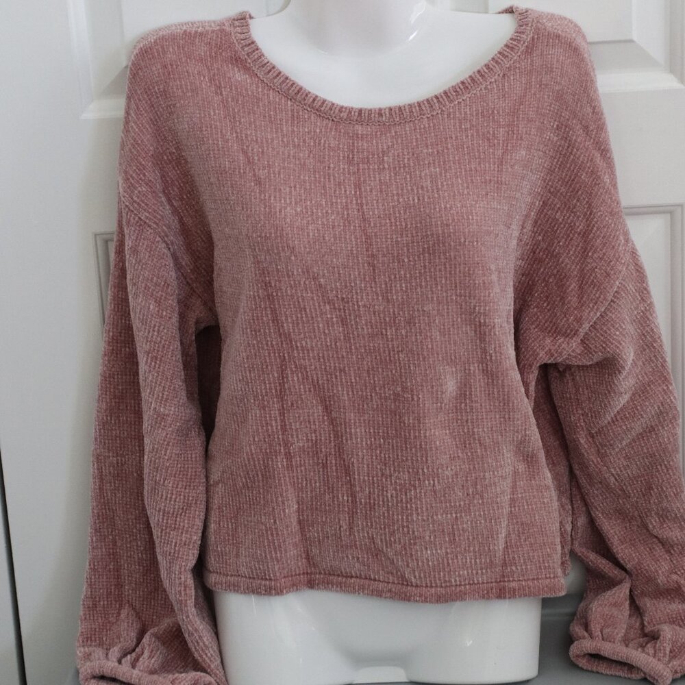 American Eagle outfitters long sleeve cropped Sweater Size Small Pink Cozy